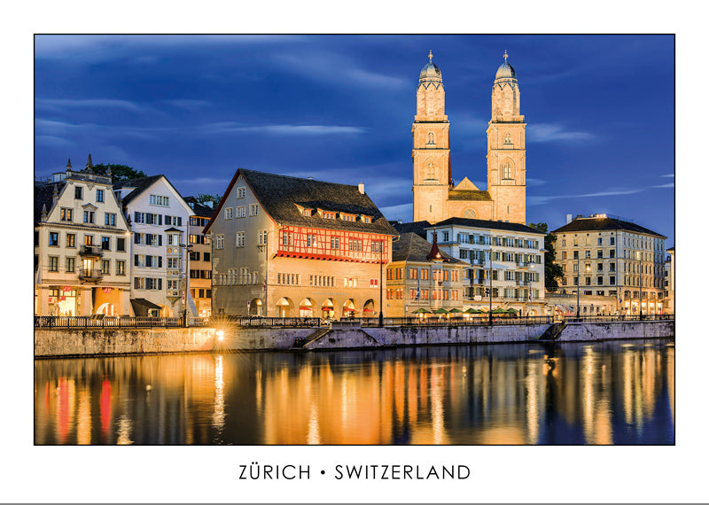 ZÜRICH - Limmatquai mit Grossmünster - Switzerland
