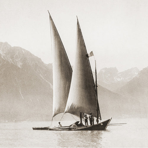 Carte de voeux du Léman, barque dite “cochère”  devant Montreux vers 1885, Suisse